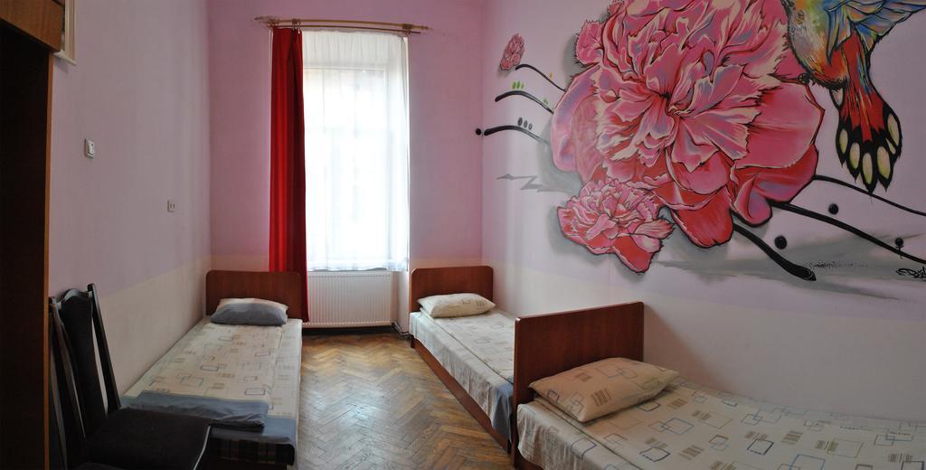 Hostel Comfort 利沃夫 外观 照片